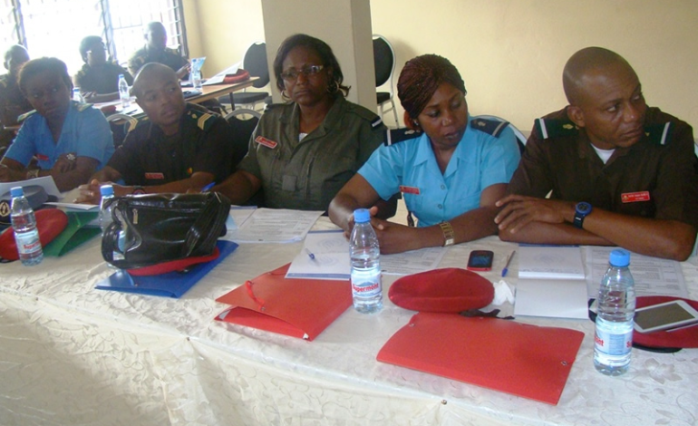 Formation police-gendarmerie-administrtaion p&eacute;nitentiaire, CMR, novembre 2013